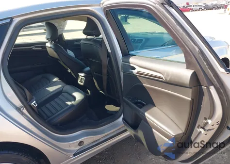 2016 Ford Fusion Se z USA, uszkodzony, nr VIN 3FA6P0T95GR166594